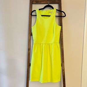 Gianni Bini Bright Yellow Sleeveless Dress